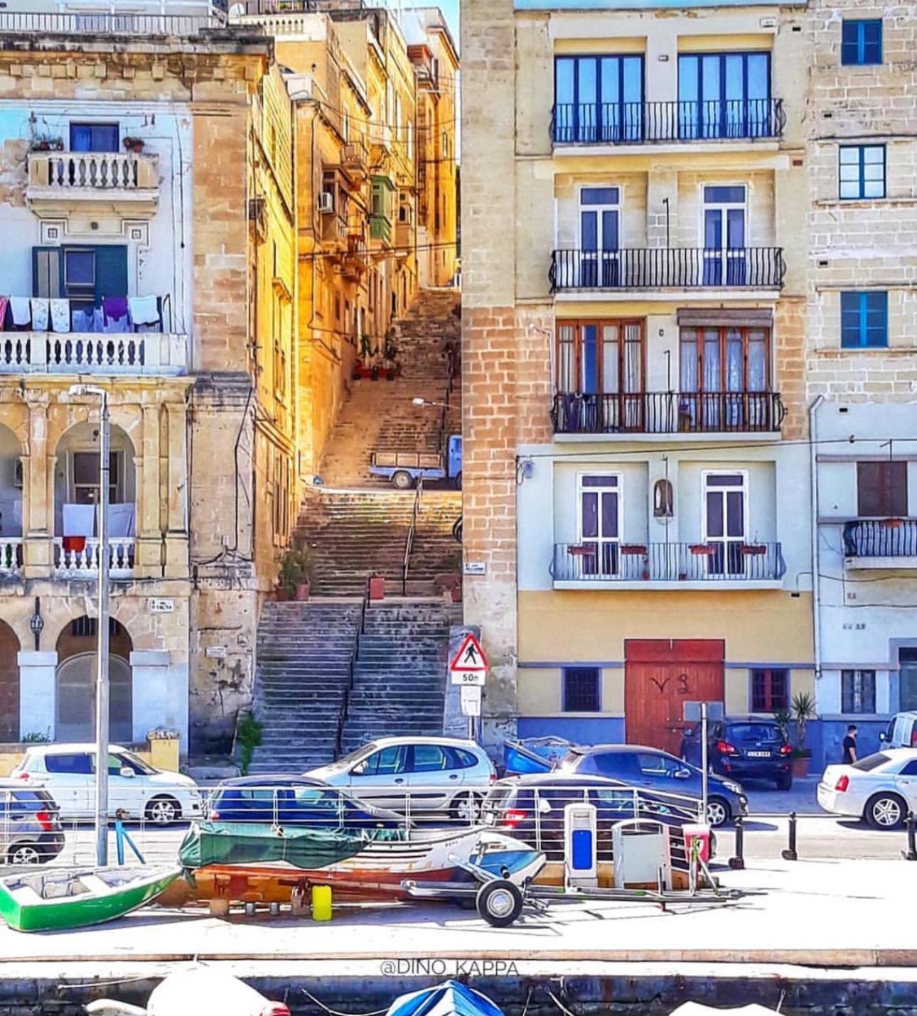 Arcanum Apartment 1 Very Close To Seafront Bus Station And Ferry To Valletta سنجليا المظهر الخارجي الصورة